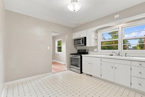 1527 29th Street NE Cedar Rapids IA 52402