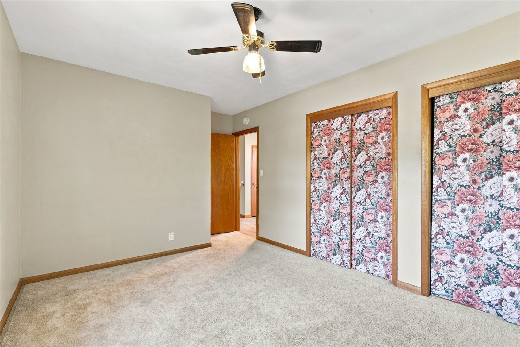 1527 29th Street NE Cedar Rapids IA 52402