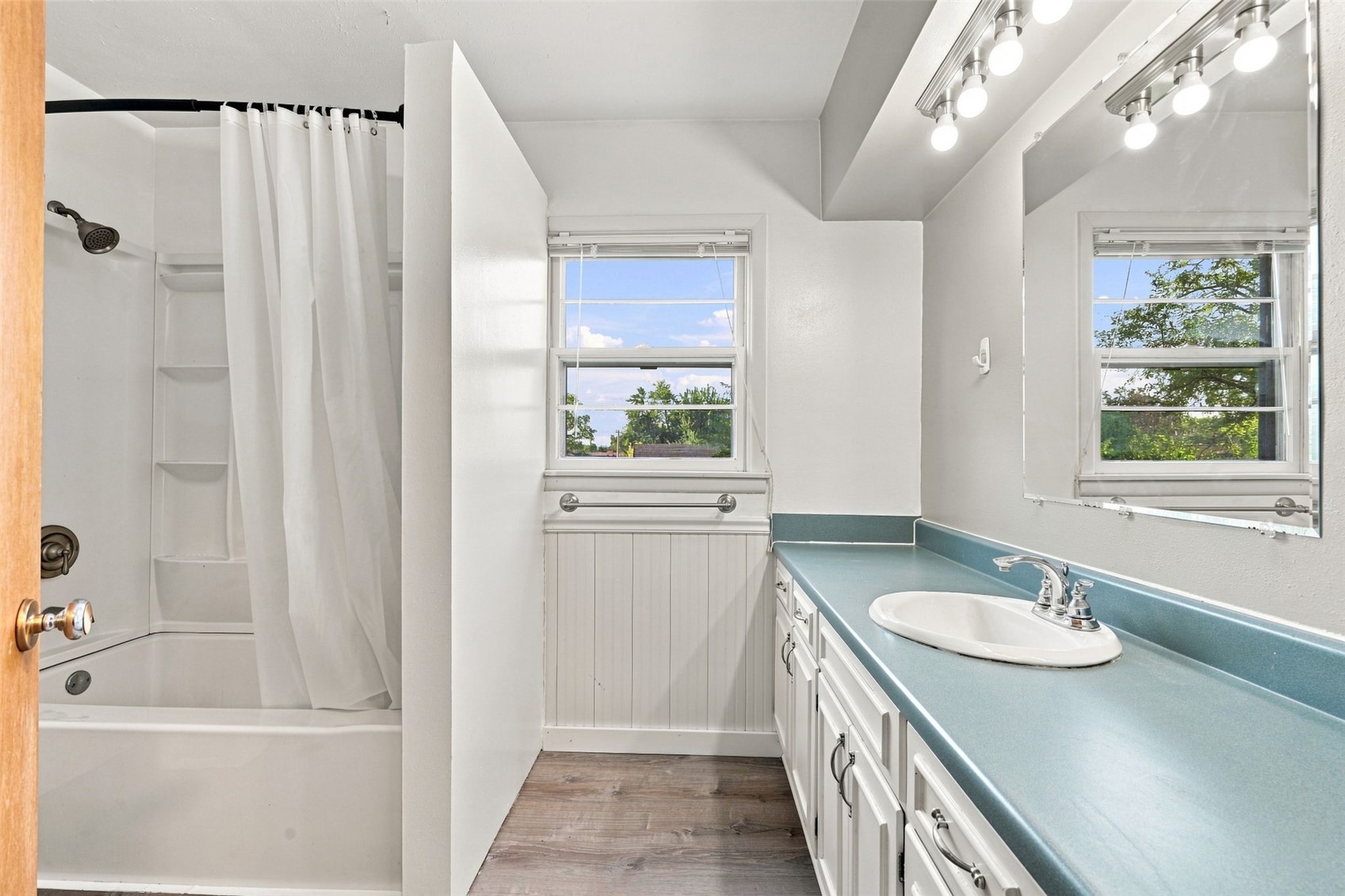 1527 29th Street NE Cedar Rapids IA 52402