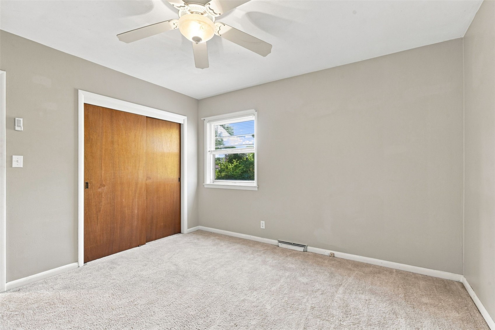 1527 29th Street NE Cedar Rapids IA 52402