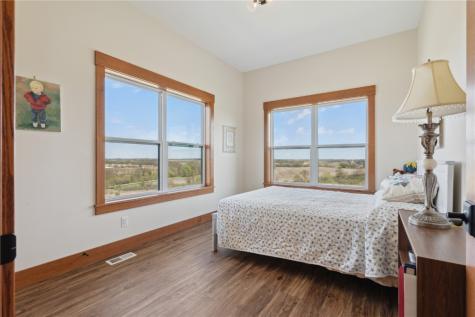 4009 Quail Ridge Road Center Point IA 52213