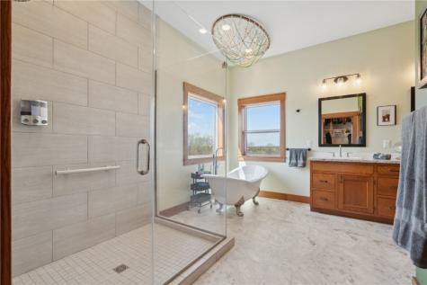 4009 Quail Ridge Road Center Point IA 52213