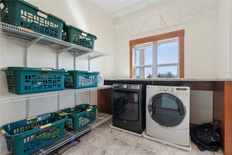 4009 Quail Ridge Road Center Point IA 52213
