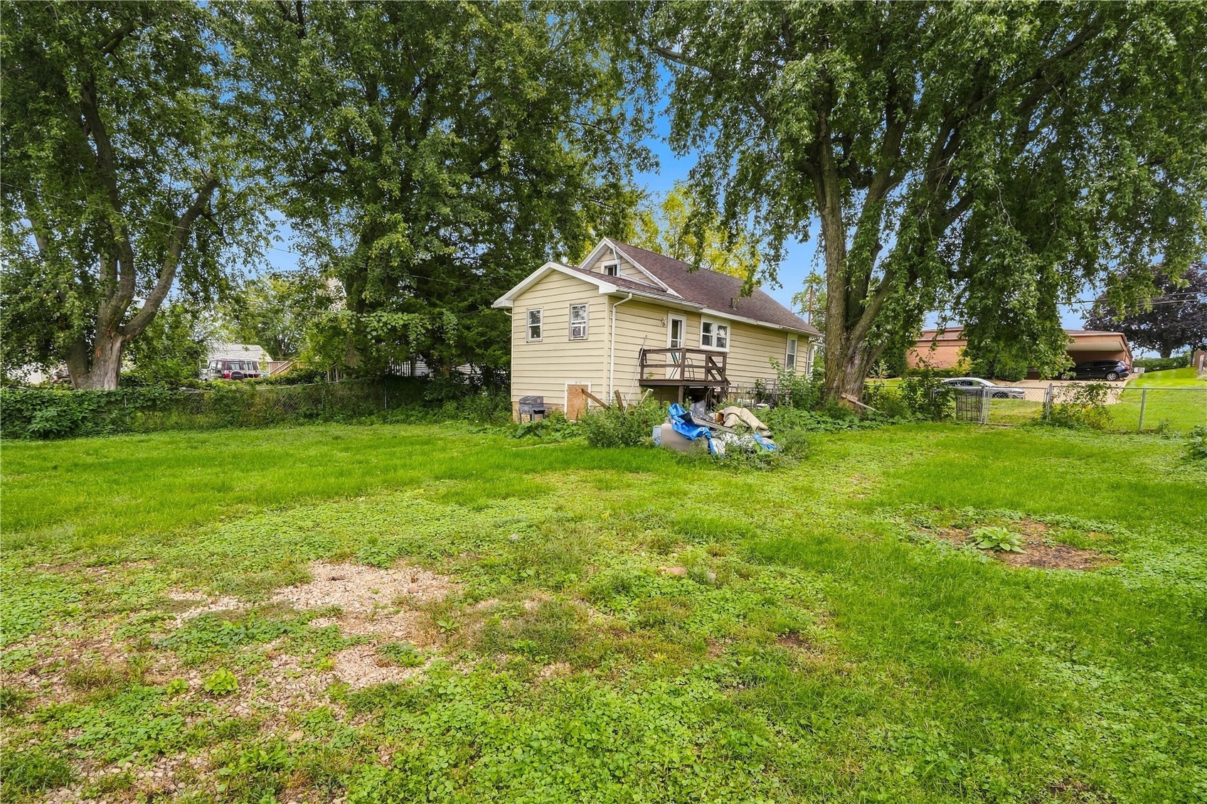 806 22nd Avenue SW Cedar Rapids IA 52404