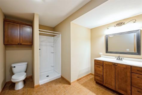 439 Creek Side Drive Fairfax IA 52228
