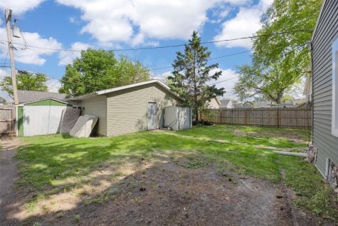 1019 9th Street NW Cedar Rapids IA 52405