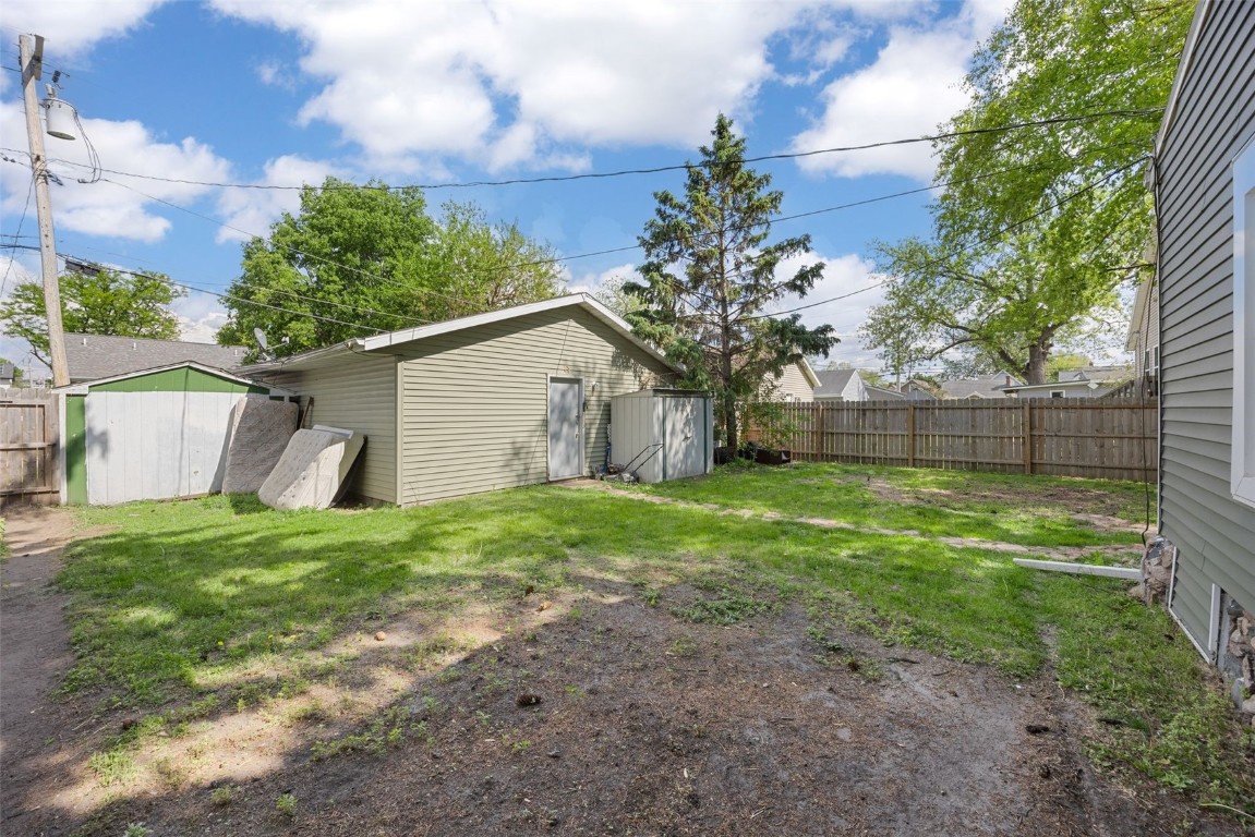 1019 9th Street NW Cedar Rapids IA 52405