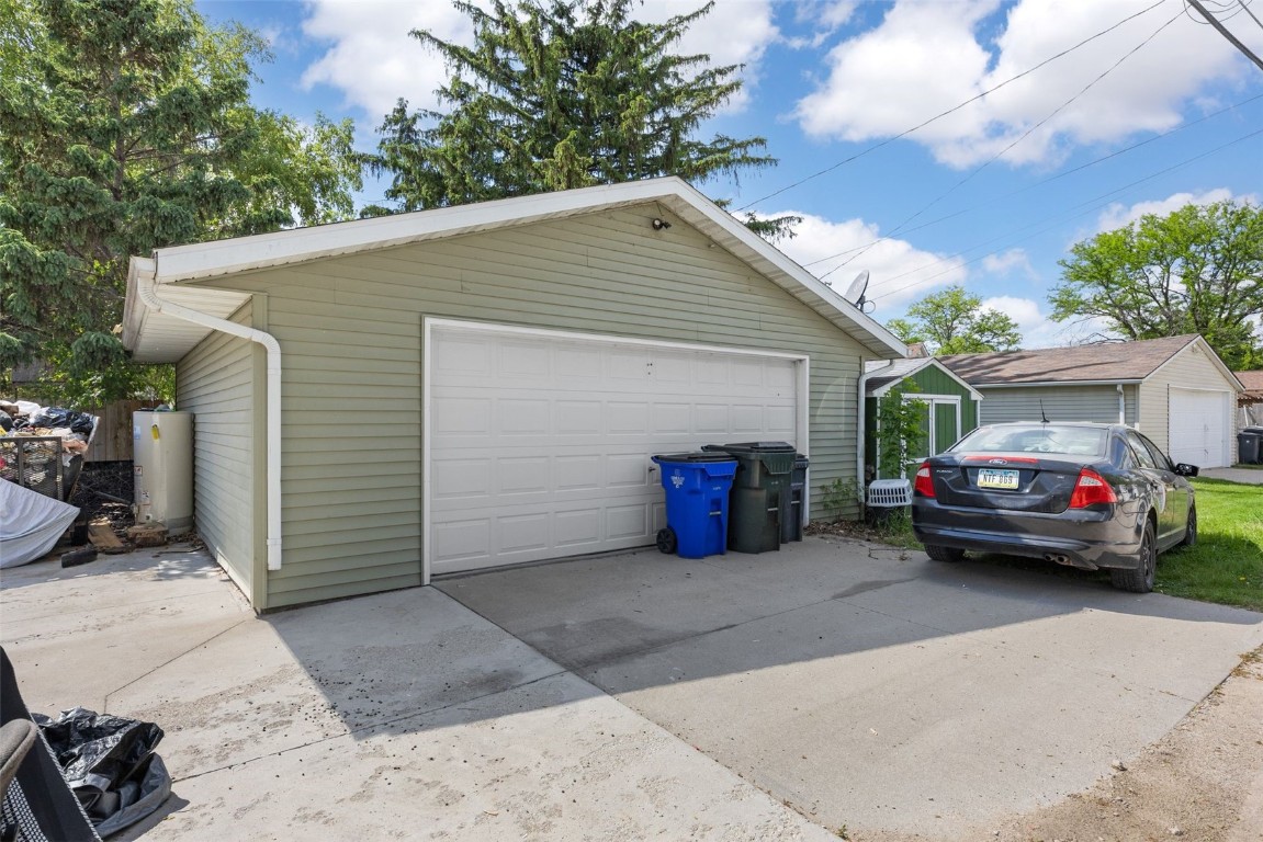 1019 9th Street NW Cedar Rapids IA 52405