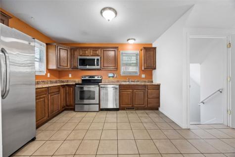 1019 9th Street NW Cedar Rapids IA 52405