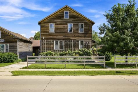 4529 220th Trail Amana IA 52203