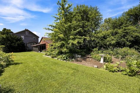 4529 220th Trail Amana IA 52203