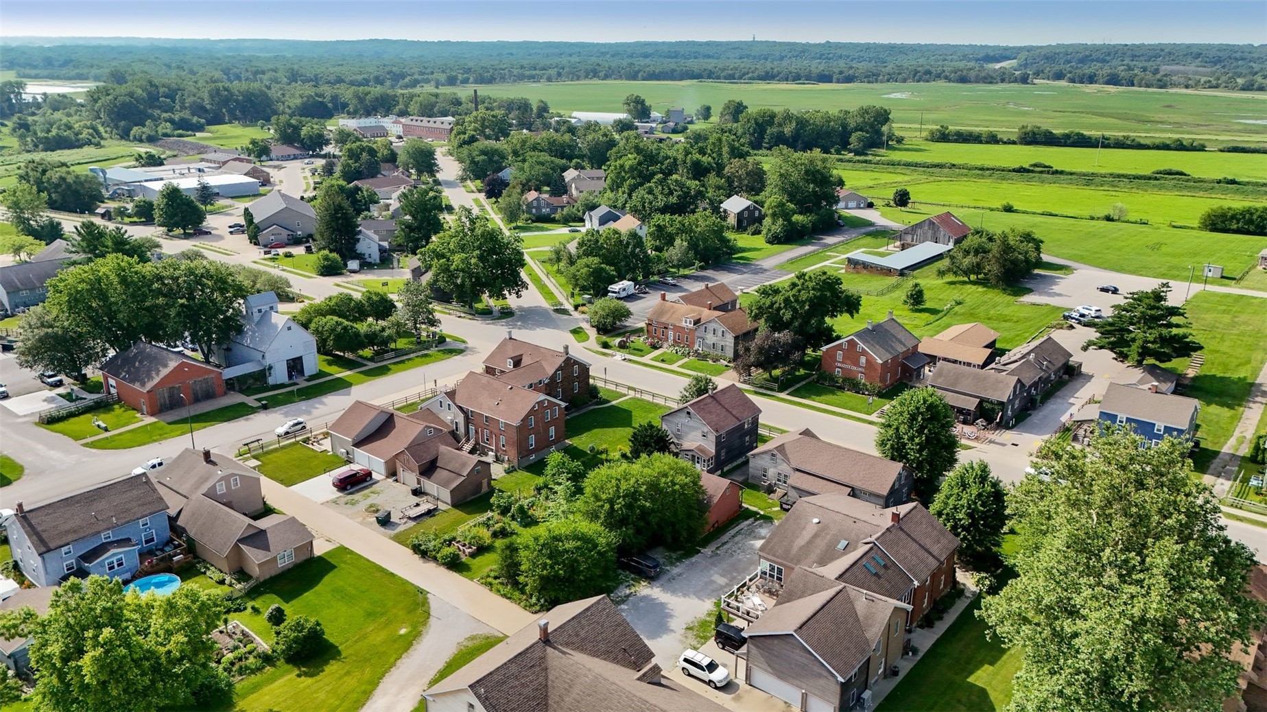 4529 220th Trail Amana IA 52203