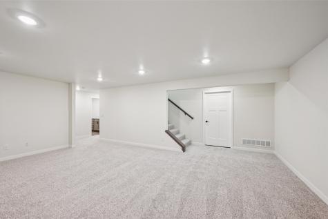 470 S Seven Oaks Road North Liberty IA 52317