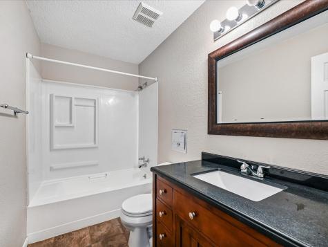 6601 Arbor Lane NE Cedar Rapids IA 52402