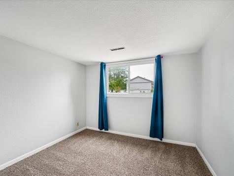 6601 Arbor Lane NE Cedar Rapids IA 52402