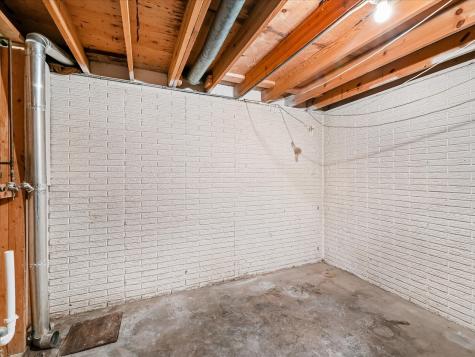 6601 Arbor Lane NE Cedar Rapids IA 52402