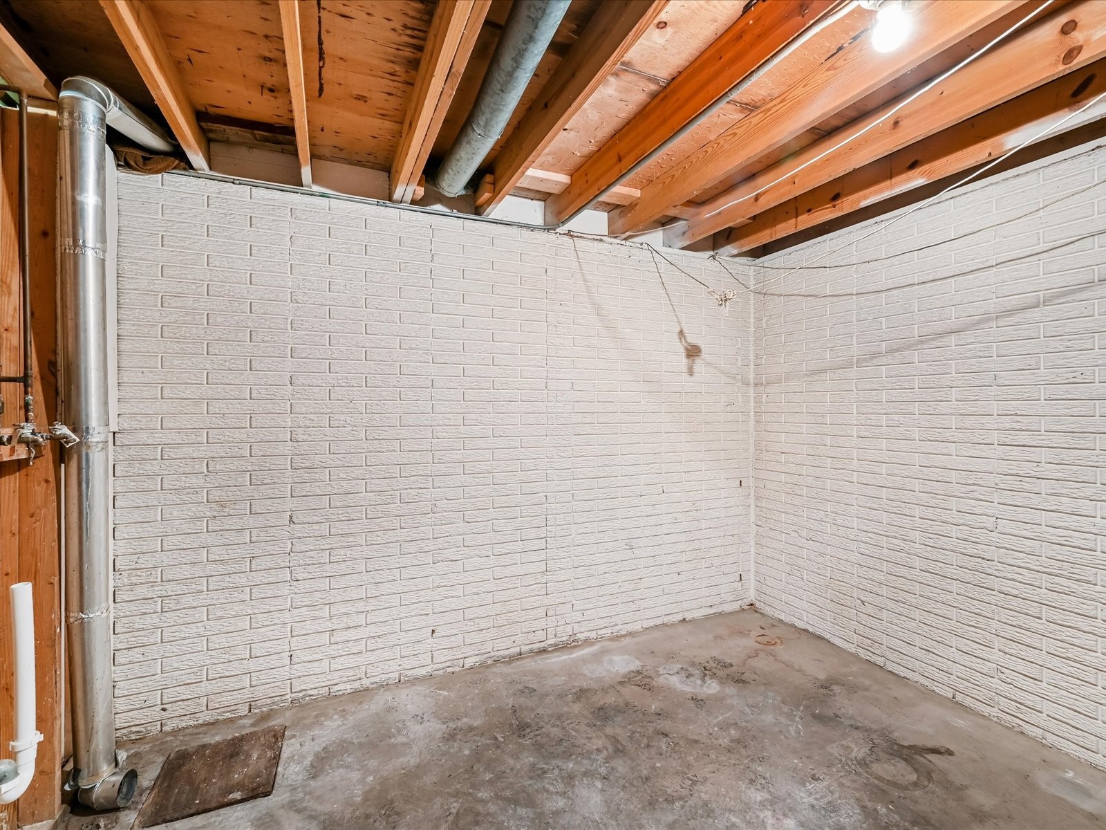 6601 Arbor Lane NE Cedar Rapids IA 52402