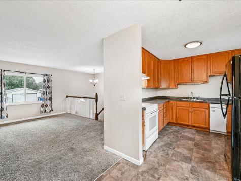 6601 Arbor Lane NE Cedar Rapids IA 52402