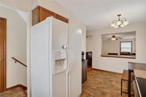 318 Wiley Boulevard NW Cedar Rapids IA 52405