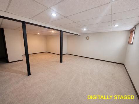 318 Wiley Boulevard NW Cedar Rapids IA 52405