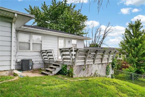 318 Wiley Boulevard NW Cedar Rapids IA 52405