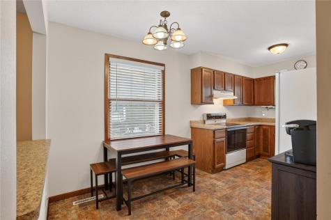 318 Wiley Boulevard NW Cedar Rapids IA 52405