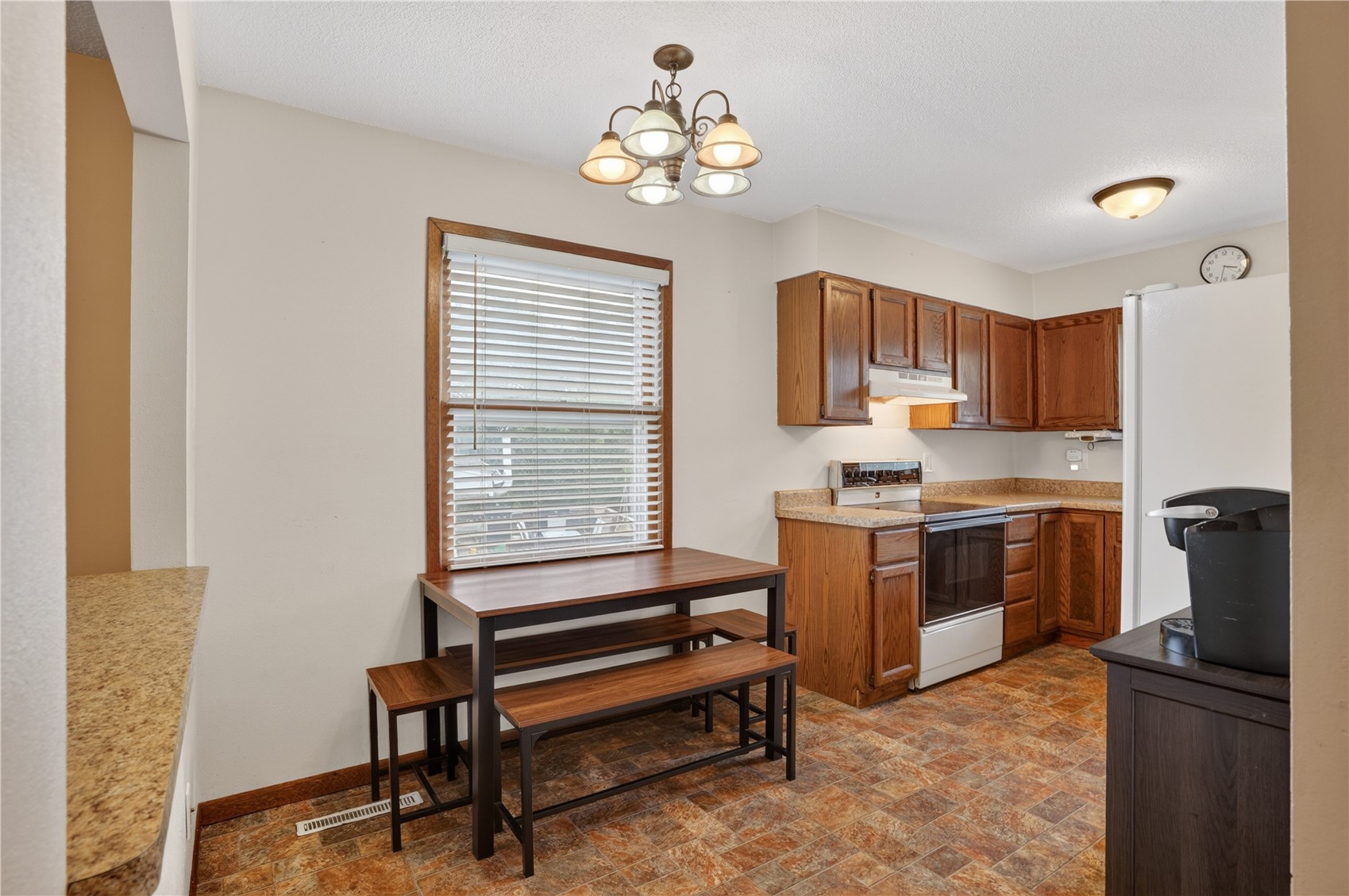 318 Wiley Boulevard NW Cedar Rapids IA 52405