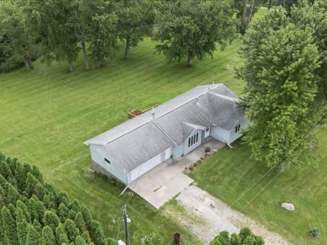 1822 Y Avenue Homestead IA 52236