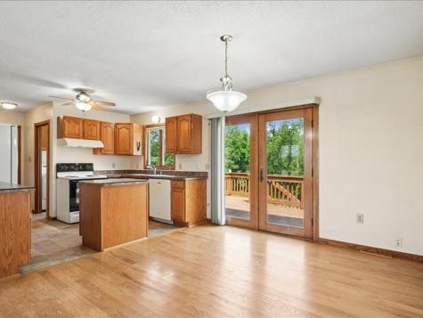 1822 Y Avenue Homestead IA 52236