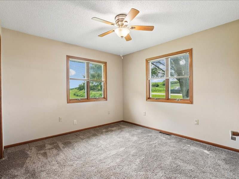 1822 Y Avenue Homestead IA 52236