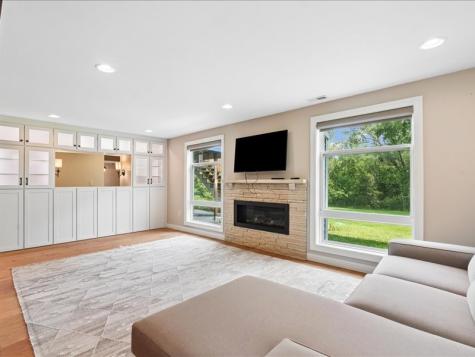 1822 Y Avenue Homestead IA 52236