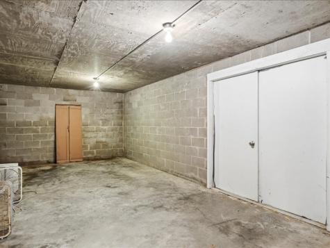 1822 Y Avenue Homestead IA 52236