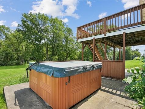 1822 Y Avenue Homestead IA 52236