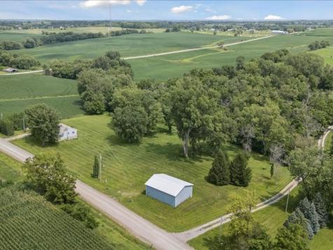 1822 Y Avenue Homestead IA 52236
