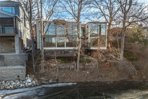 3730 James Lane NE Solon IA 52333