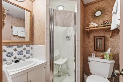3730 James Lane NE Solon IA 52333