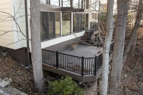 3730 James Lane NE Solon IA 52333