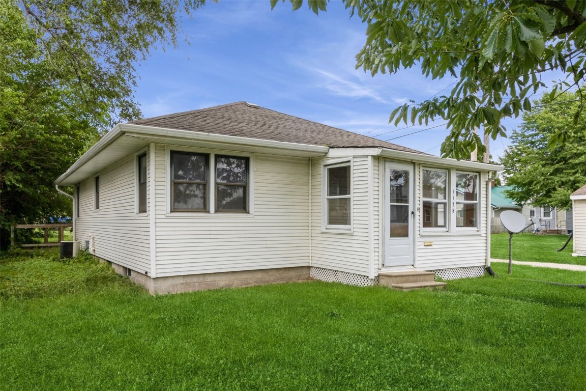1158 Brown Avenue NE Cedar Rapids IA 52402