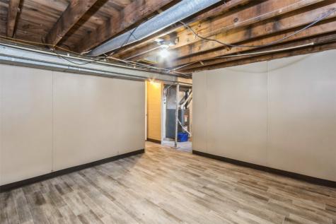 1158 Brown Avenue NE Cedar Rapids IA 52402
