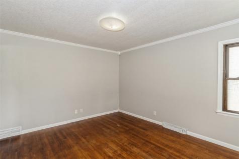 1158 Brown Avenue NE Cedar Rapids IA 52402