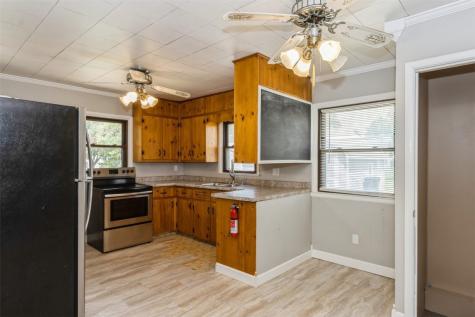 1158 Brown Avenue NE Cedar Rapids IA 52402