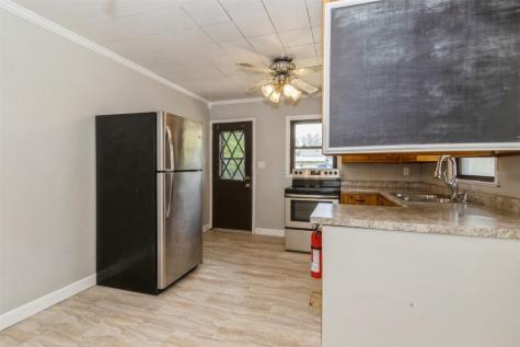 1158 Brown Avenue NE Cedar Rapids IA 52402