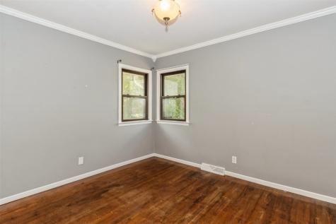 1158 Brown Avenue NE Cedar Rapids IA 52402
