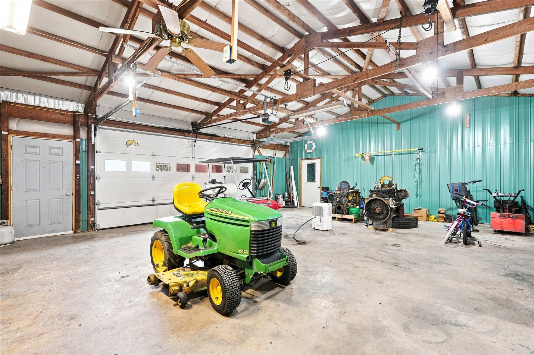 2096 230th Street Washington IA 52353