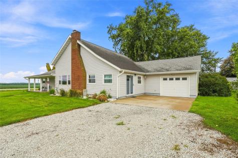 2096 230th Street Washington IA 52353