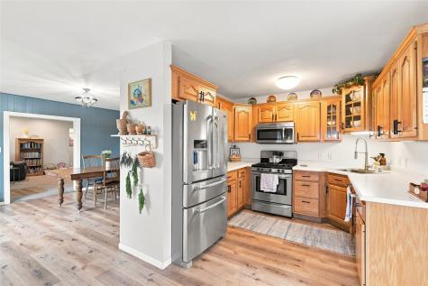 2096 230th Street Washington IA 52353