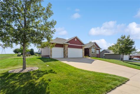 490 Erusha Drive NE Walford IA 52351