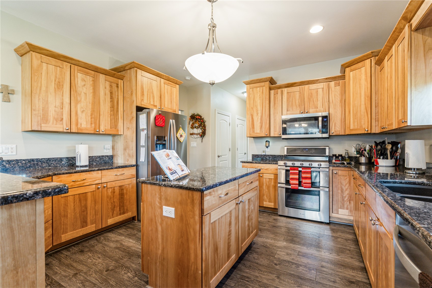 490 Erusha Drive NE Walford IA 52351