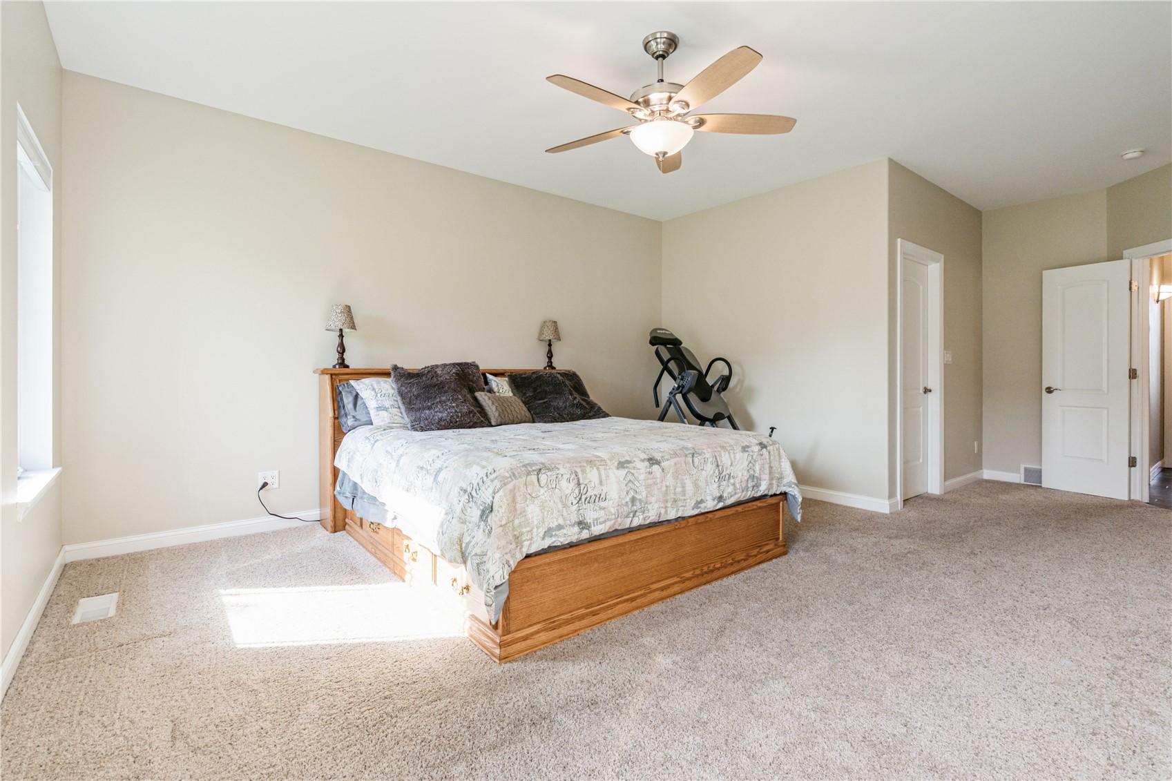 490 Erusha Drive NE Walford IA 52351