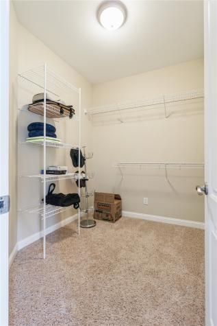 490 Erusha Drive NE Walford IA 52351